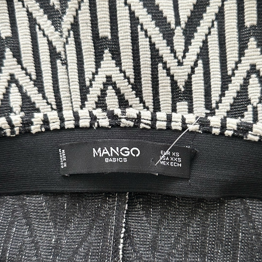 ♥️MANGO skirt - size xxs - Picture 2 of 3